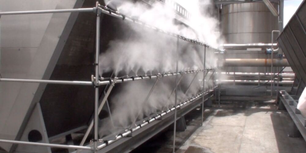 Schema del pre-cooling adiabatico per condensatori